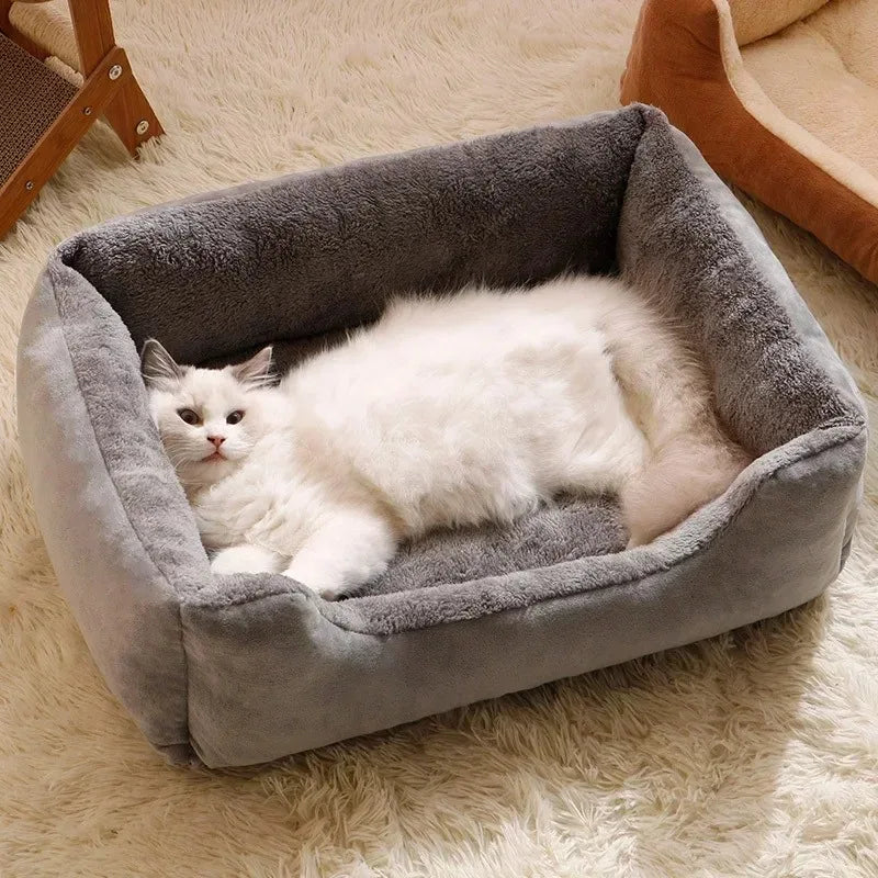 Cosy Cushion Basket Bed — Warm Winter House Bed for Cats & Small Dogs